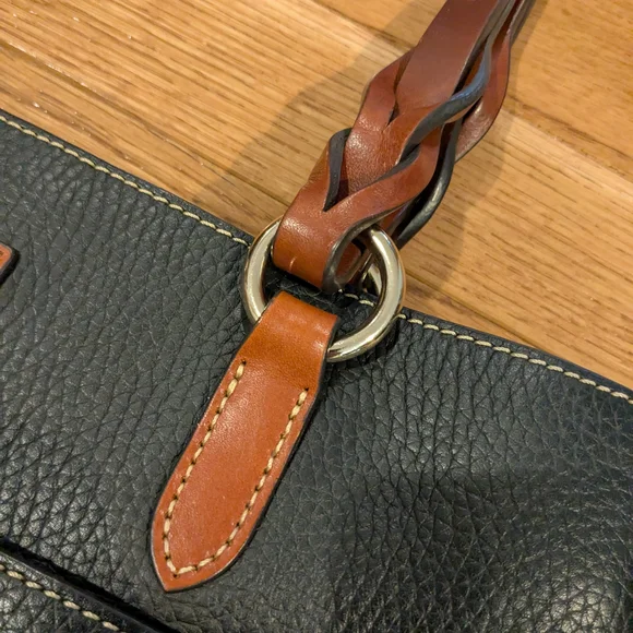 Dooney & Bourke Black Pebble Leather Shoulder Bag Purse - Picture 5 of 16